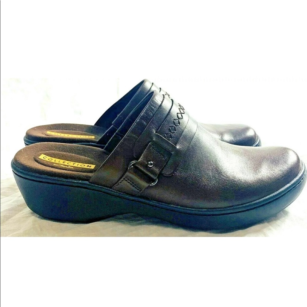Clarks Collection shoes size 9 M clogs brown
